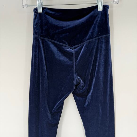 Athleta Elation Velvet Leggings Women's Size XS Blue Yoga Athleisure Wellness - Picture 5 of 9
